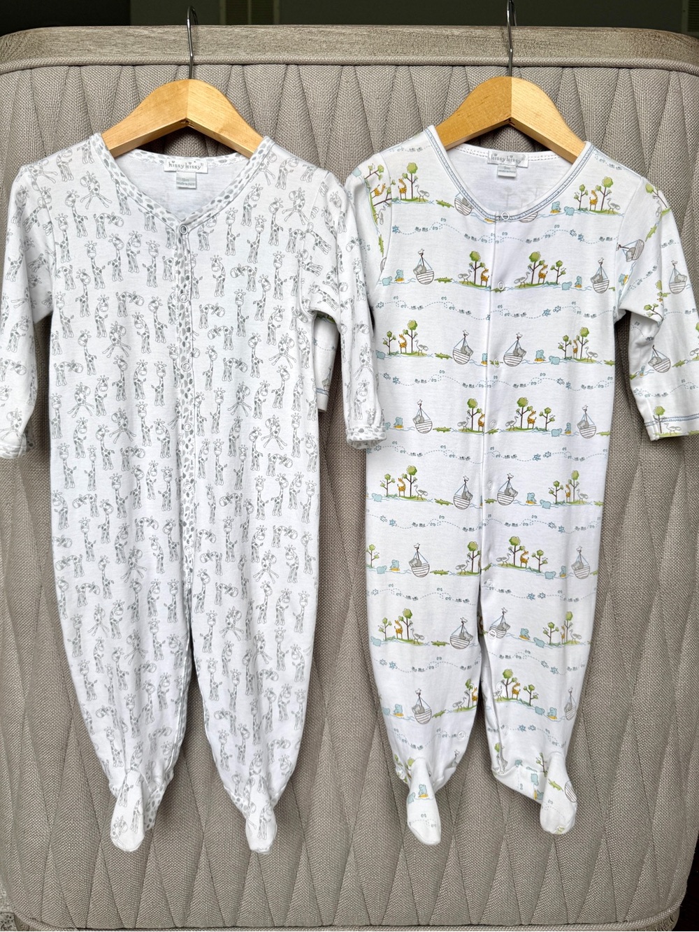 Kissy Kissy Onesie Set 9m EUC